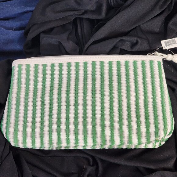 Mario Badescu Green and White Poly Striped Fully Lined Italian Design Makeup Bag - Picture 8 of 16